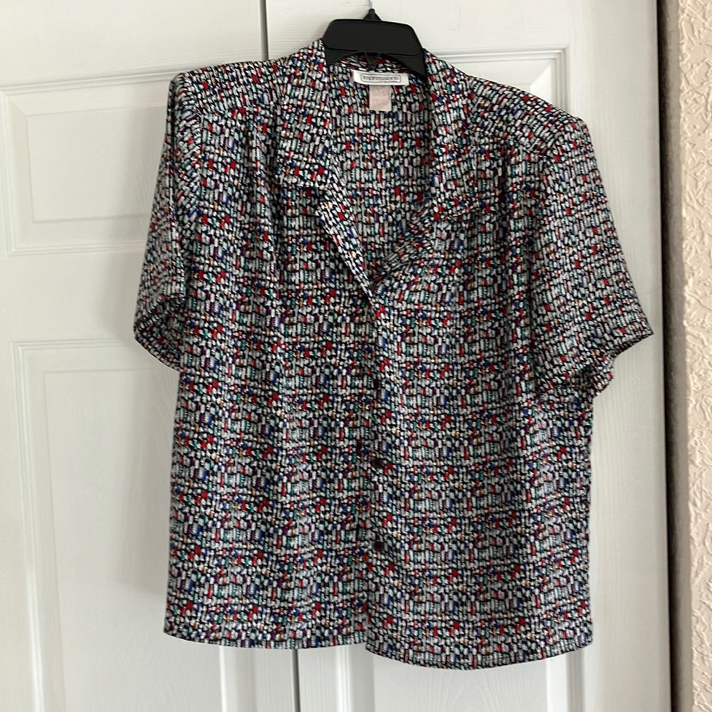 Short sleeve blouse